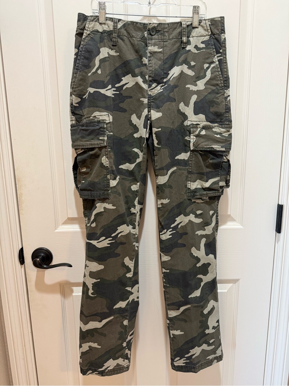 Old Navy Men's Camouflage Cargo Pants - Green/Olive/Black 29x32